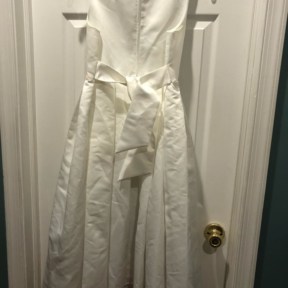 Dress - Picture 6 of 8